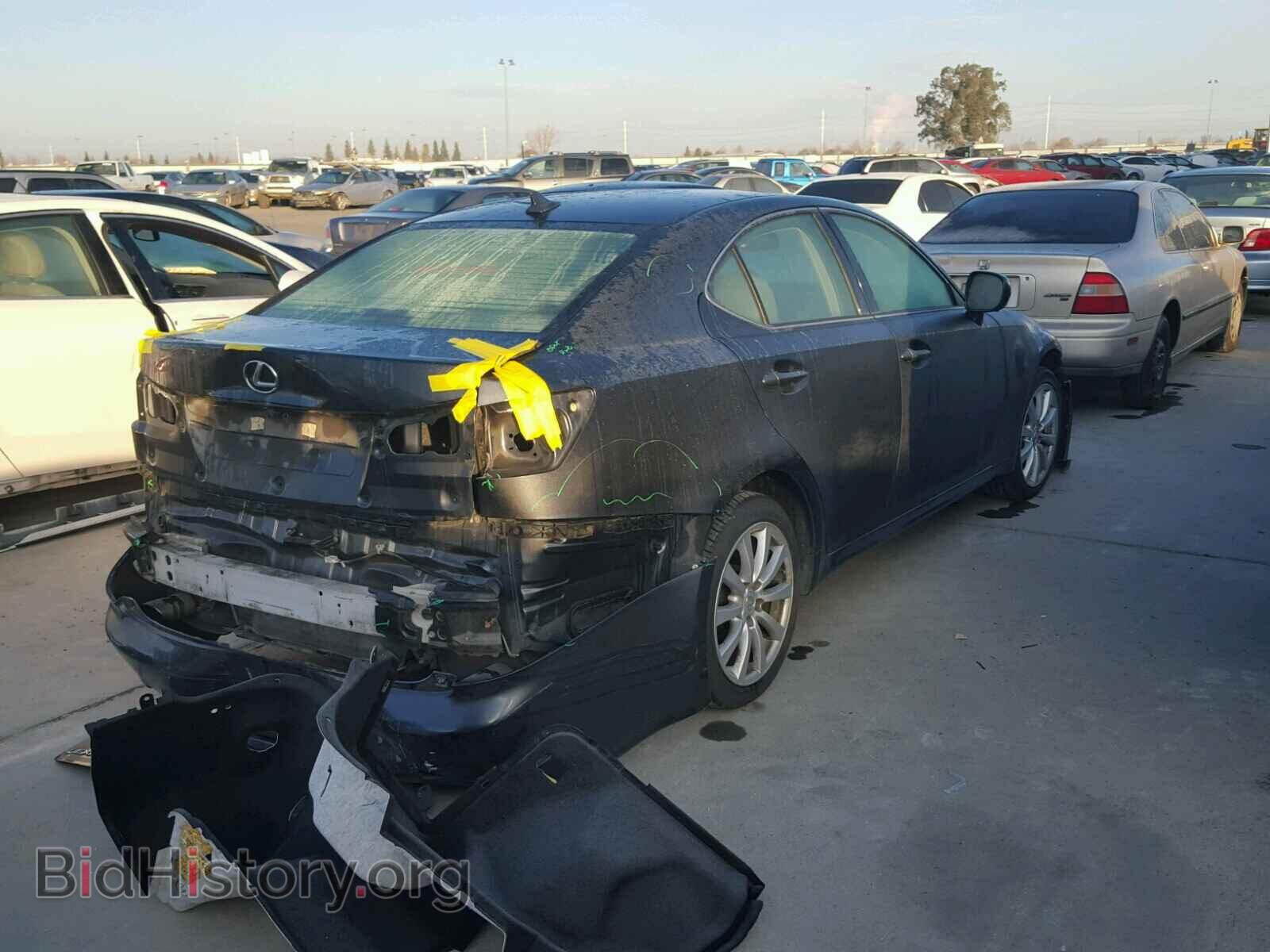 2007 LEXUS IS250 - VIN: JTHCK262X75014138 - Фото 4