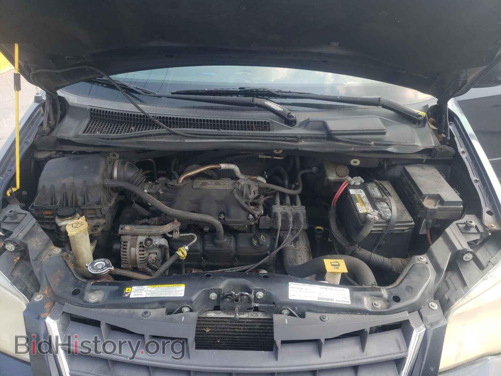 2008 CHRYSLER MINIVAN - VIN: 2A8HR44H98R670818 - Фото 7
