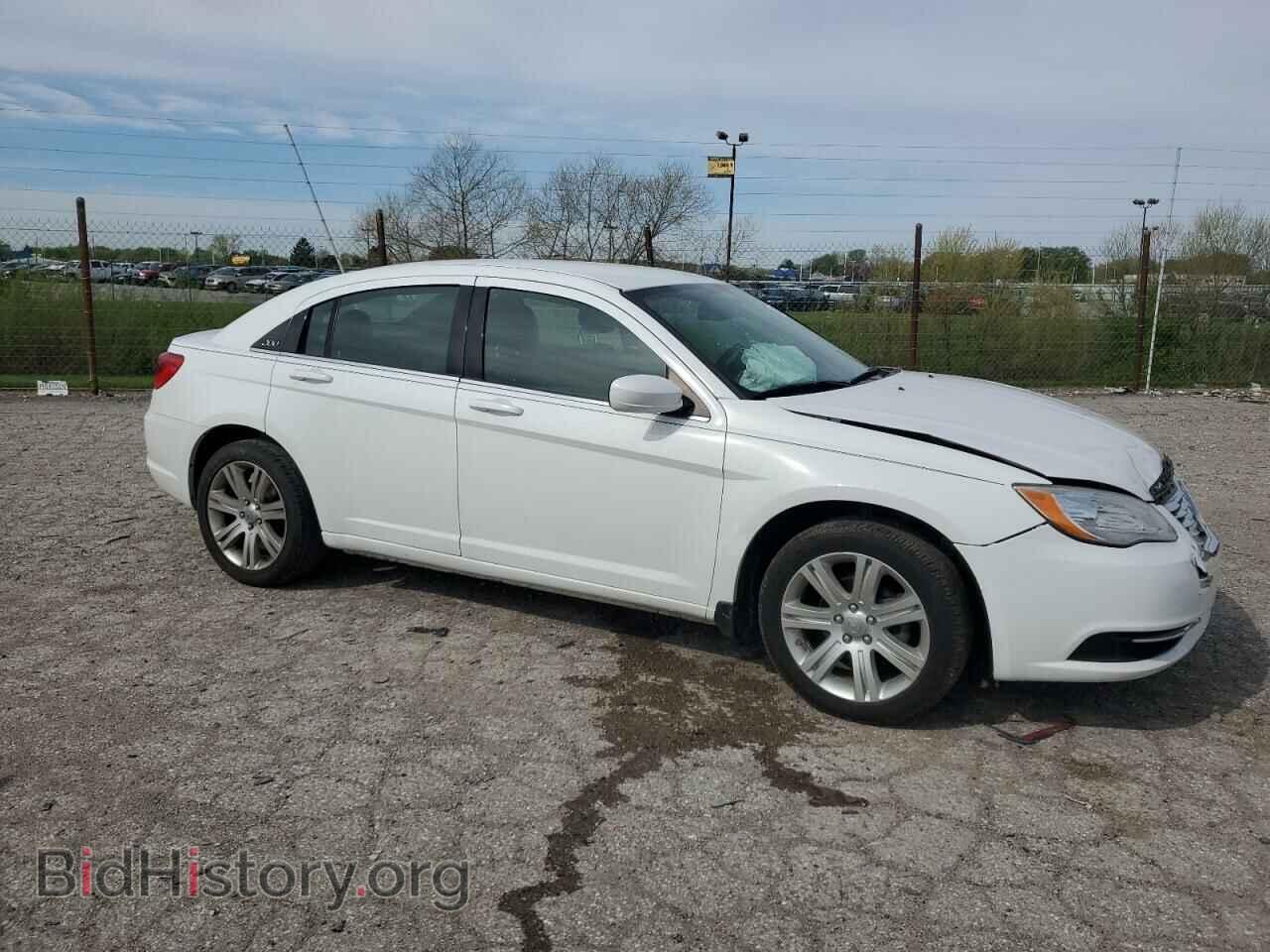 2011 CHRYSLER 200 - VIN: 1C3BC1FB5BN618584 - Photo 4