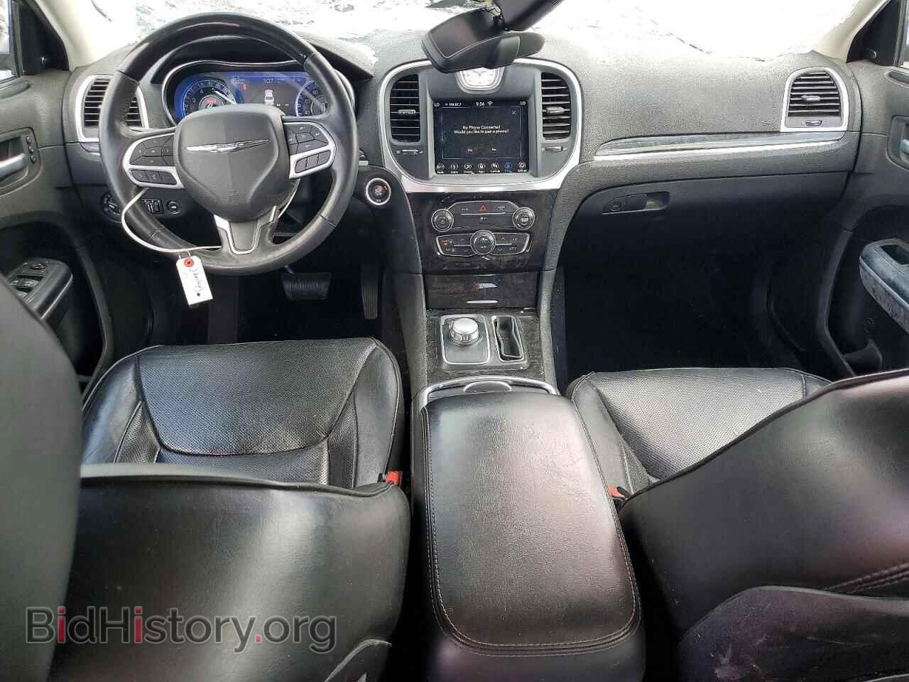 2019 CHRYSLER 300 - VIN: 2C3CCAEG3KH693522 - Фото 8