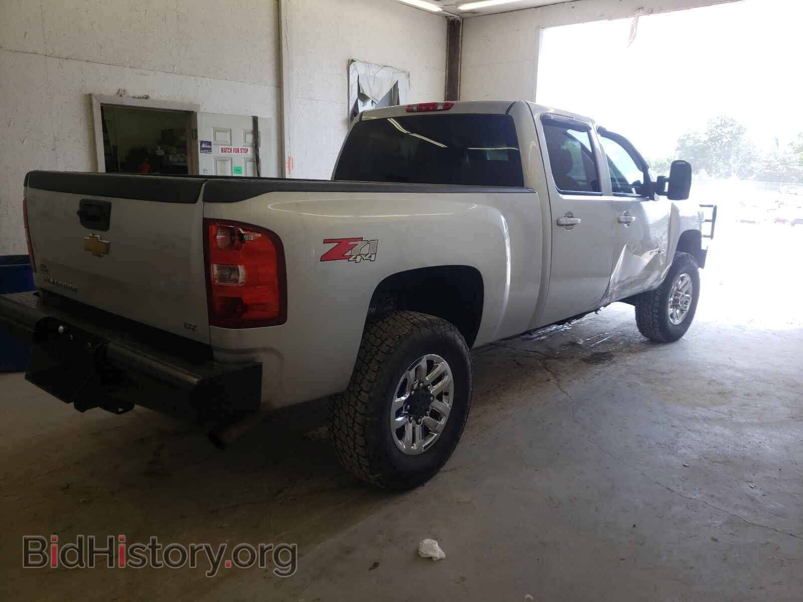 2011 CHEVROLET SILVERADO - VIN: 1GC1KYCG2BF234629 - Фото 4
