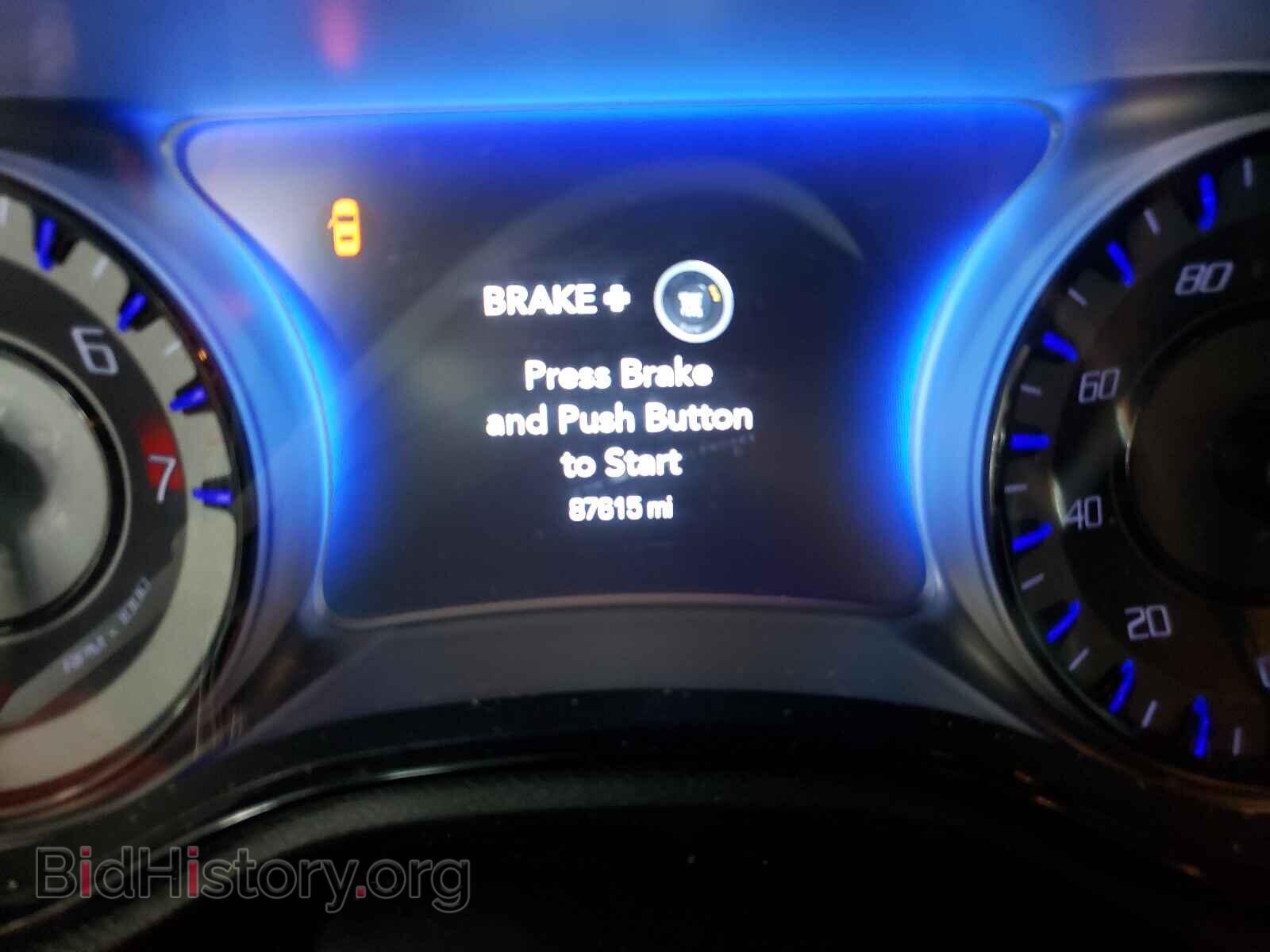 2017 CHRYSLER 300 - VIN: 2C3CCAGG5HH648412 - Фото 8