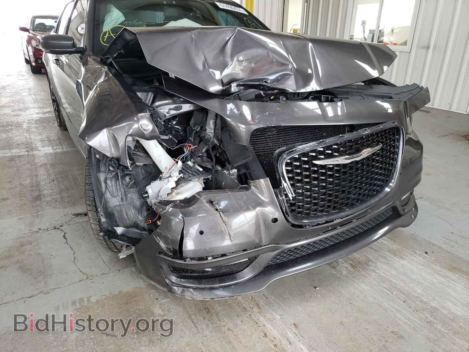 2017 CHRYSLER 300 - VIN: 2C3CCAGG5HH648412 - Фото 9