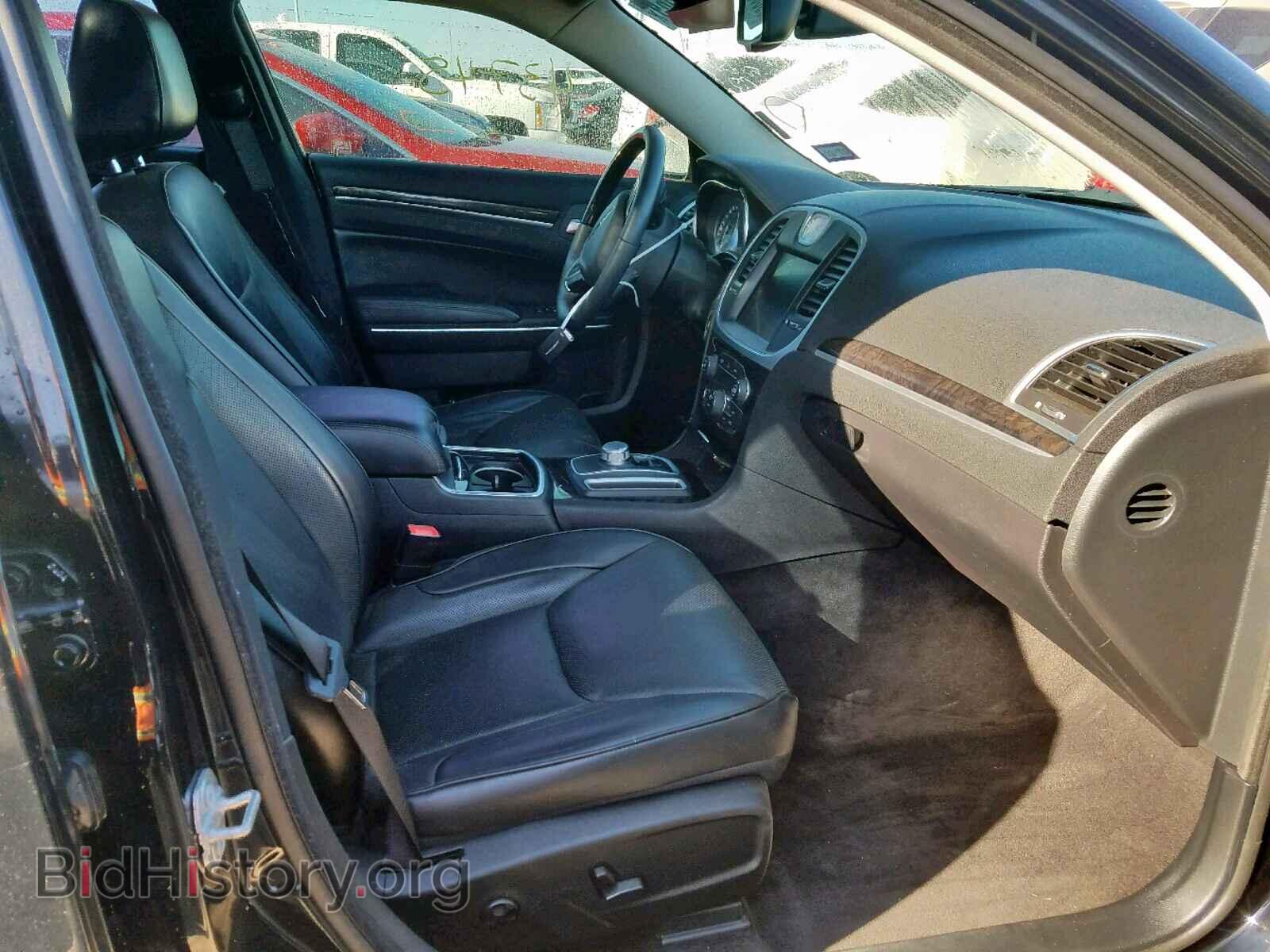 2016 CHRYSLER 300 - VIN: 2C3CCAKGXGH344112 - Фото 5