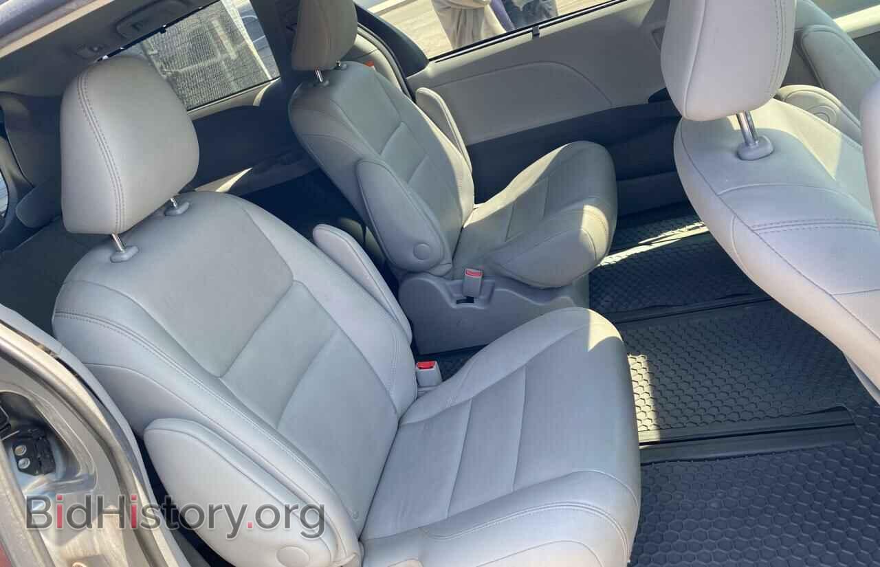 2017 TOYOTA All Models - VIN: 5TDDZ3DC3HS159021 - Фото 6
