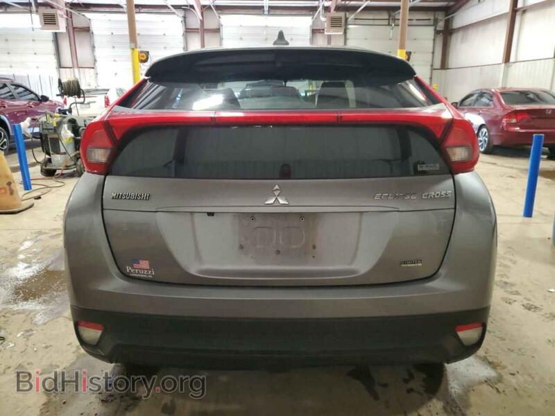 2018 Mitsubishi ECLIPSE (VIN JA4AT4AA7JZ066563) — photo 6 of 15