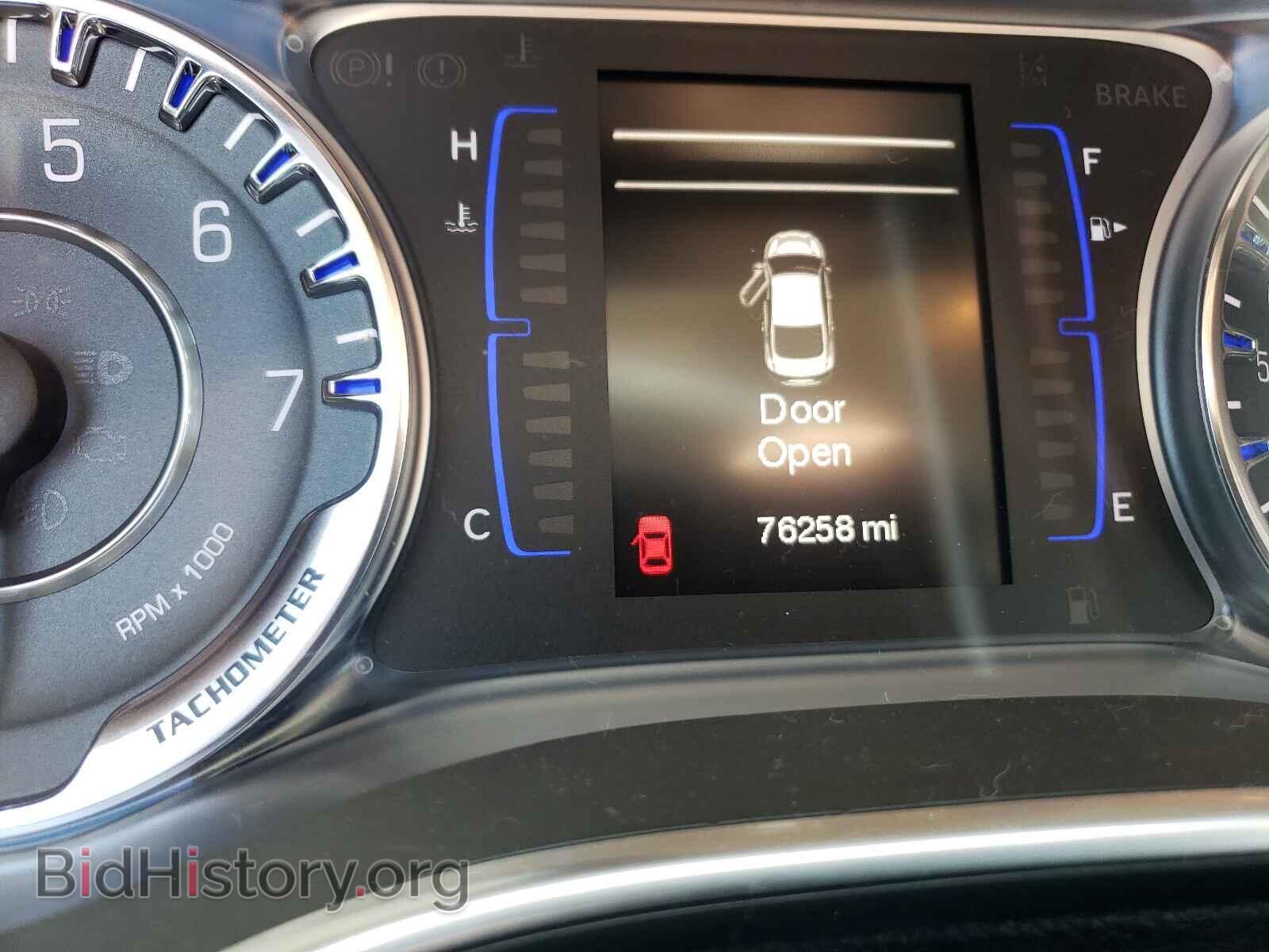 2015 CHRYSLER 200 - VIN: 1C3CCCAB6FN756390 - Фото 8