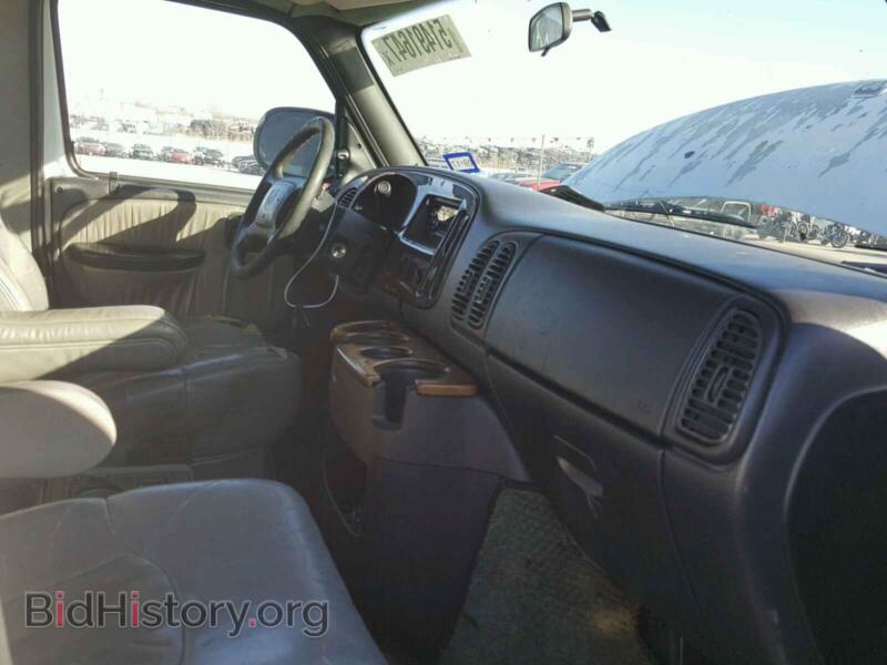 2002 Dodge RAM VAN (VIN 2B6HB11YX2K133927) — photo 5 of 10