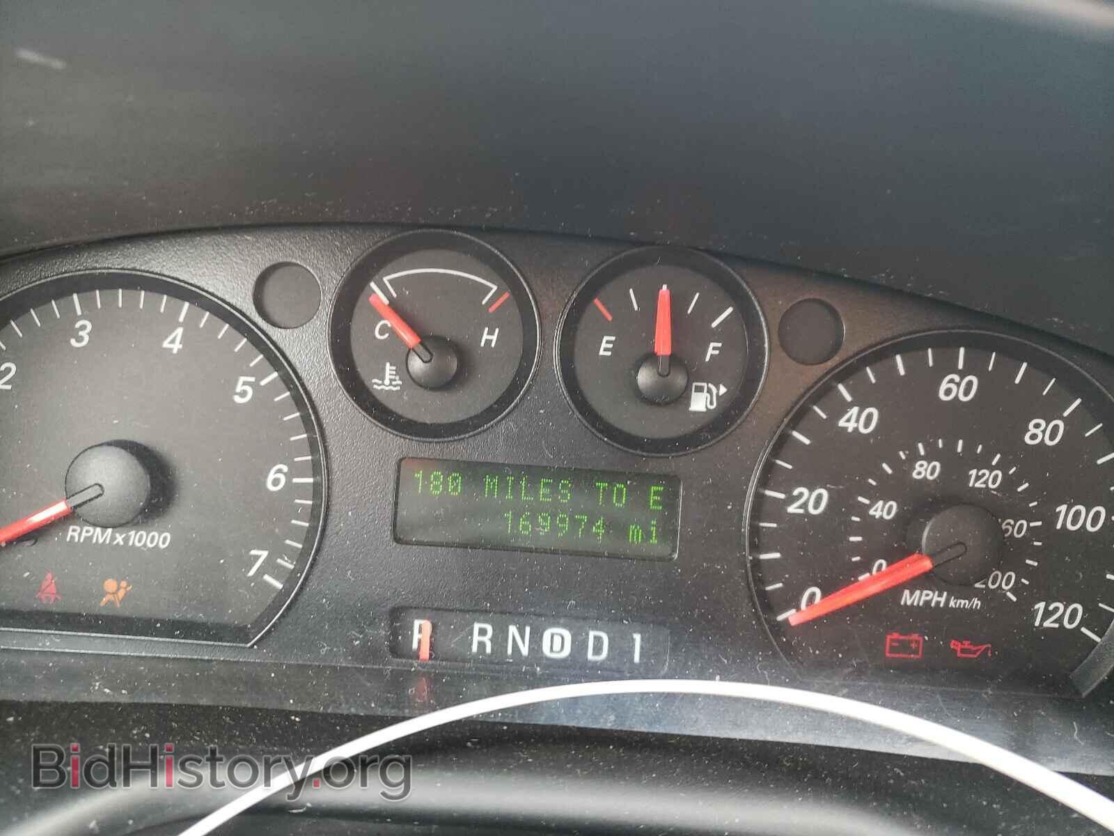 2006 FORD TAURUS - VIN: 1FAFP53U76A106987 - Фото 8