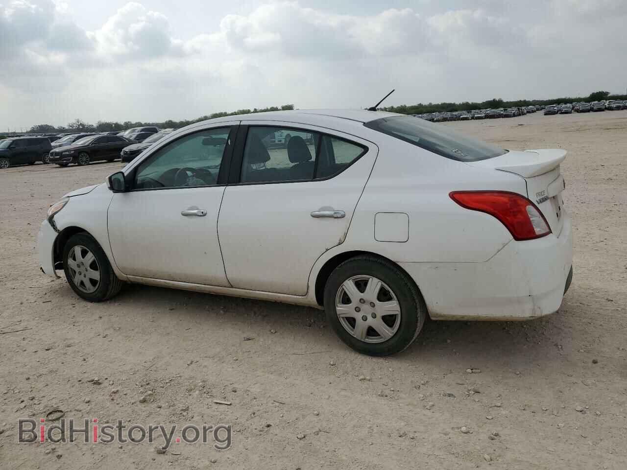 2015 NISSAN VERSA - VIN: 3N1CN7AP2FL847748 - Фото 2