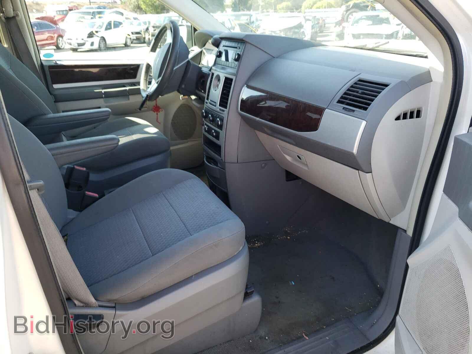 2010 CHRYSLER MINIVAN - VIN: 2A4RR5D18AR213938 - Photo 5