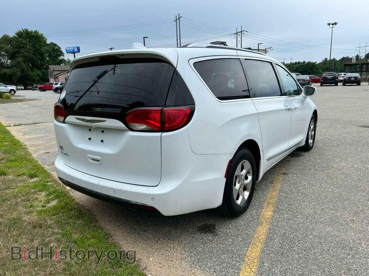 2017 CHRYSLER PACIFICA - VIN: 2C4RC1EG8HR633423 - Photo 4