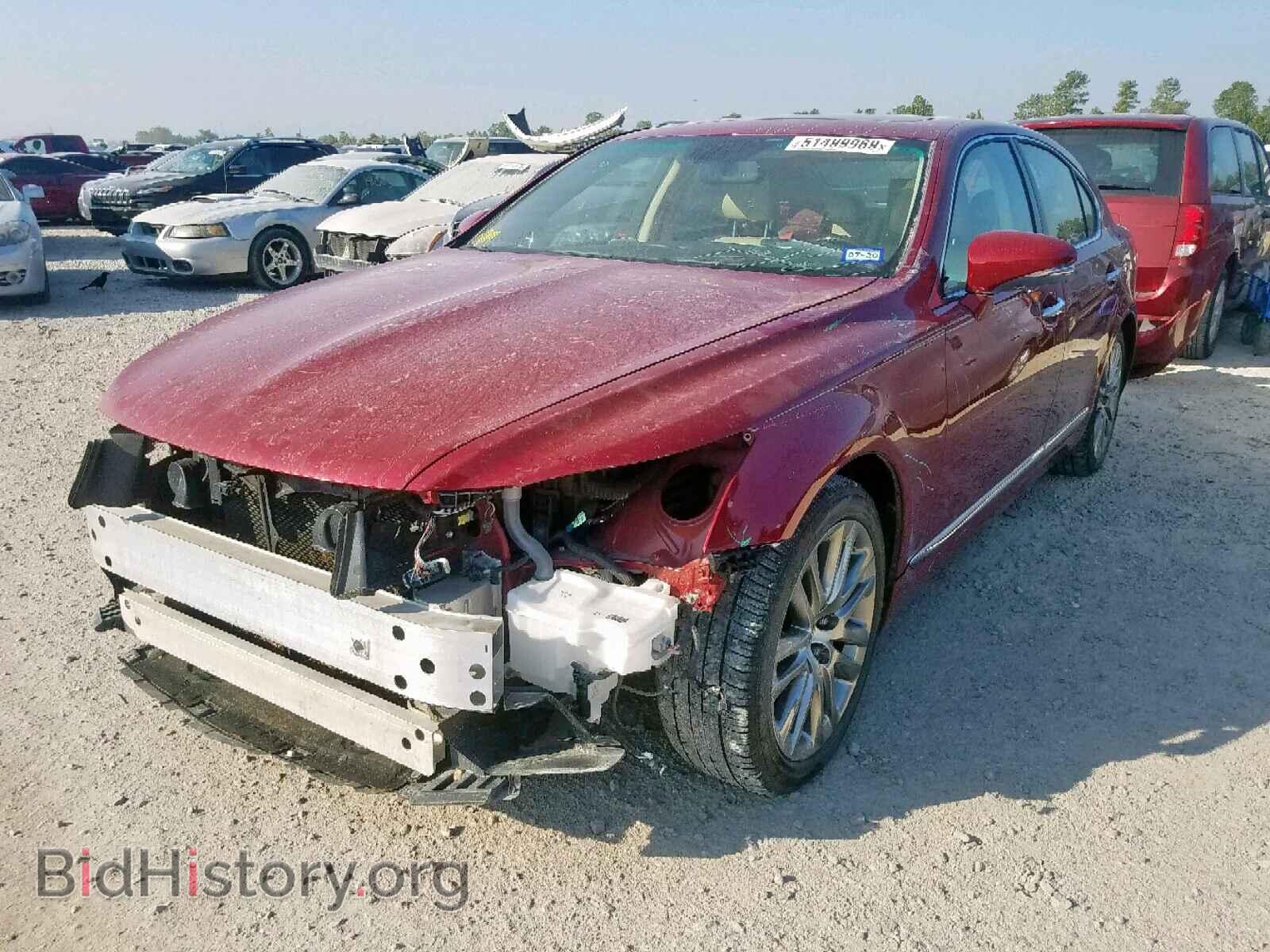 2015 LEXUS LS460 - VIN: JTHBL5EF9F5138740 - Фото 2