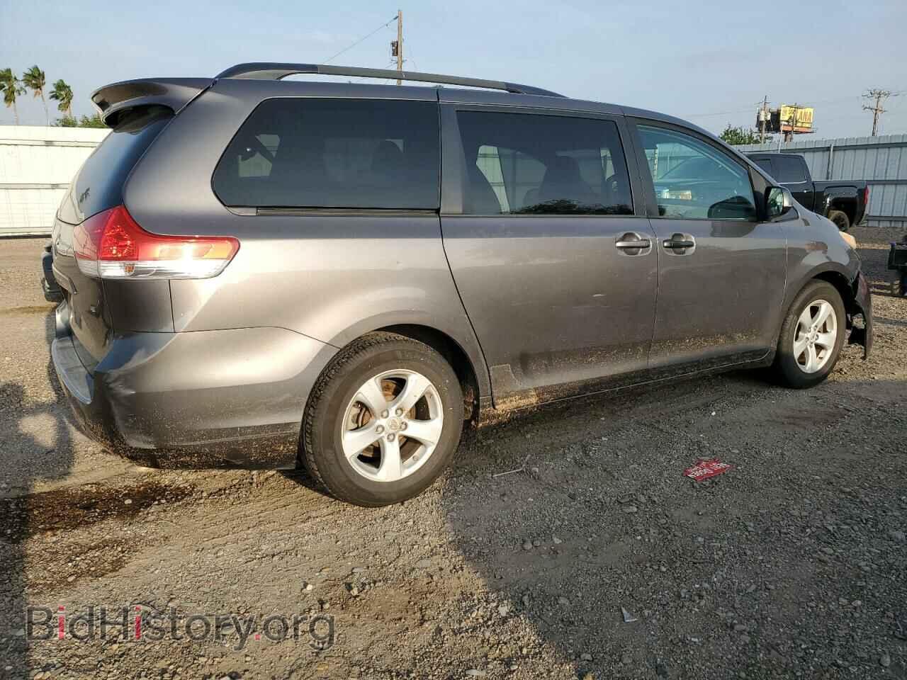 2011 TOYOTA All Models - VIN: 5TDKK3DC2BS175844 - Фото 3