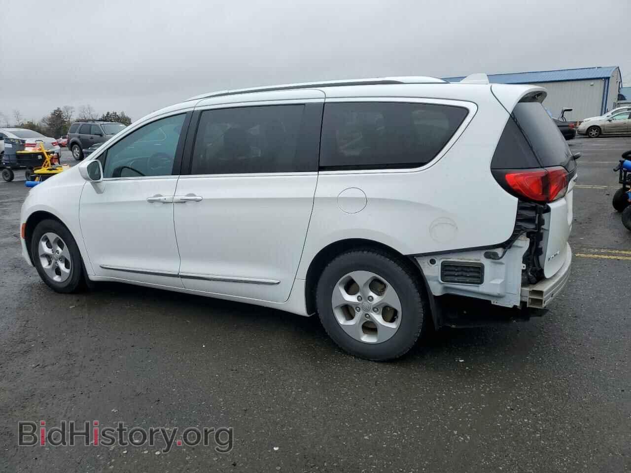 2017 CHRYSLER PACIFICA - VIN: 2C4RC1EG4HR770911 - Фото 2