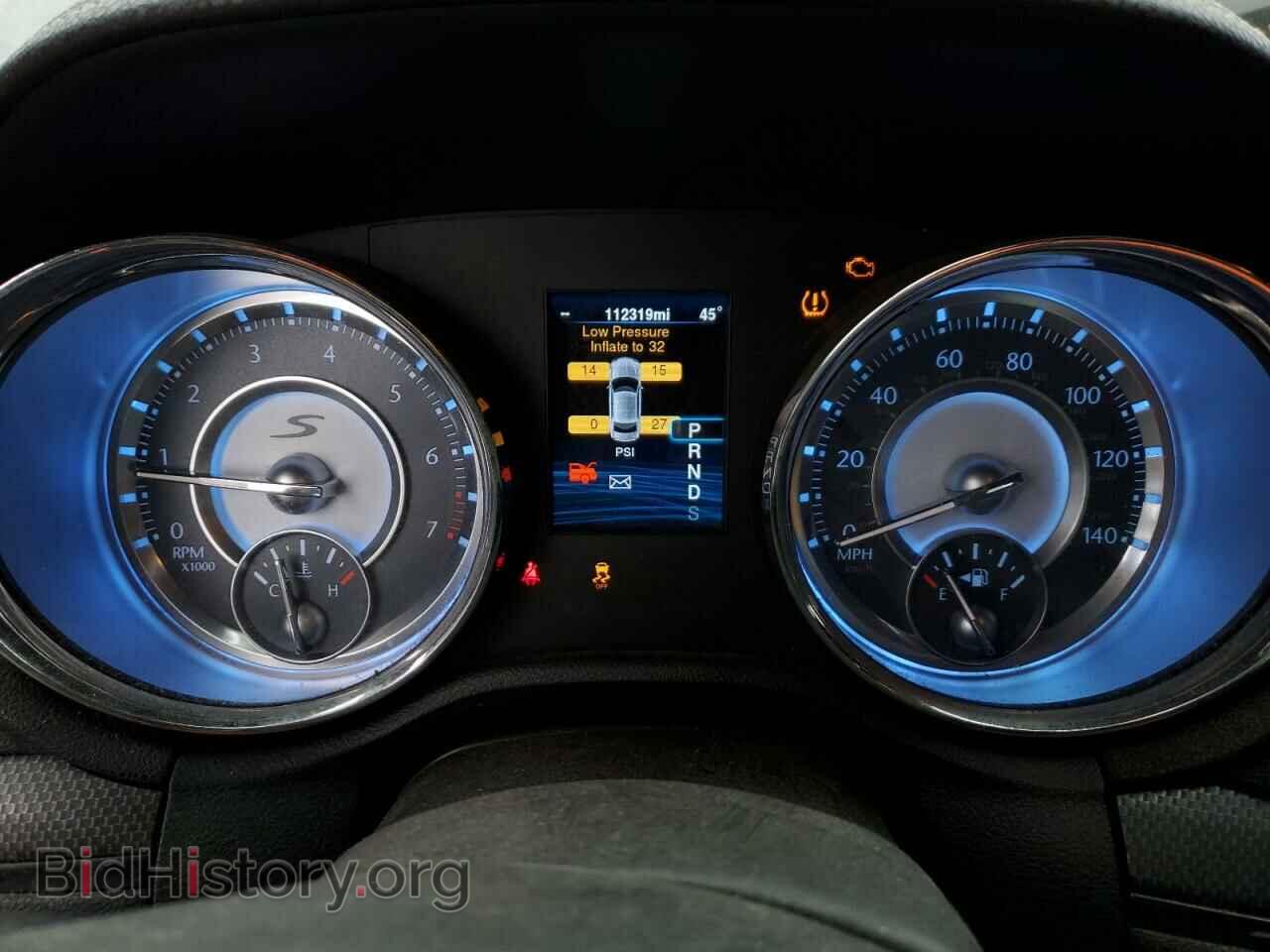 2013 CHRYSLER 300 - VIN: 2C3CCABG4DH735770 - Фото 9