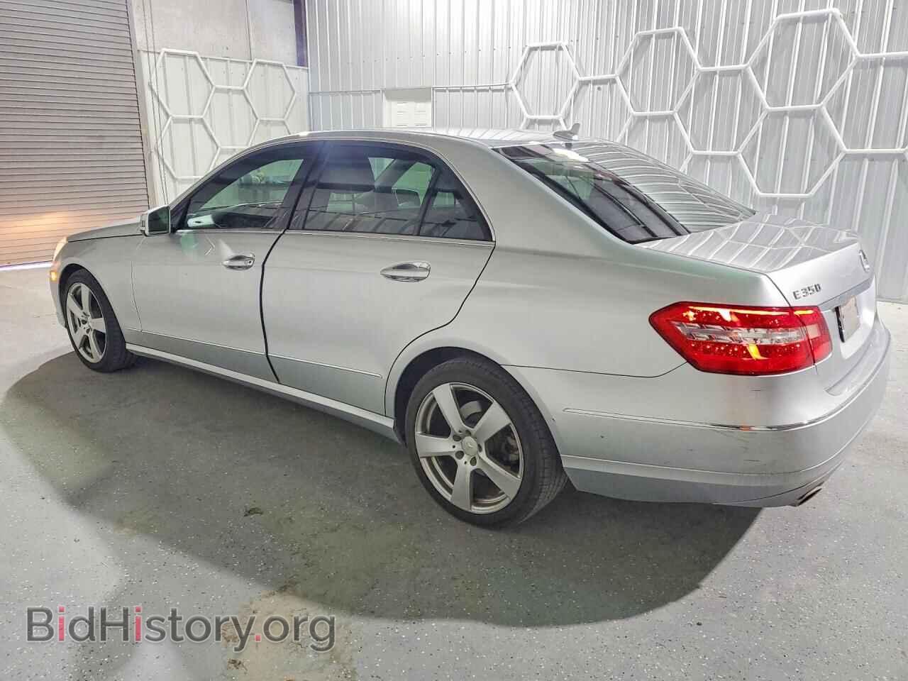 2011 MERCEDES-BENZ E-CLASS - VIN: WDDHF5GB6BA355375 - Фото 2