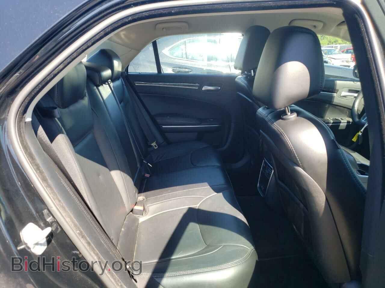 2016 CHRYSLER 300 - VIN: 2C3CCARG4GH128679 - Фото 6