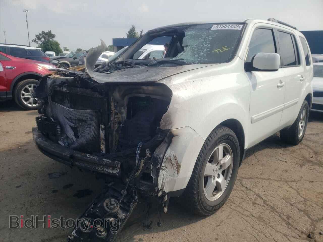 2011 HONDA PILOT - VIN: 5FNYF4H50BB037806 - Фото 2