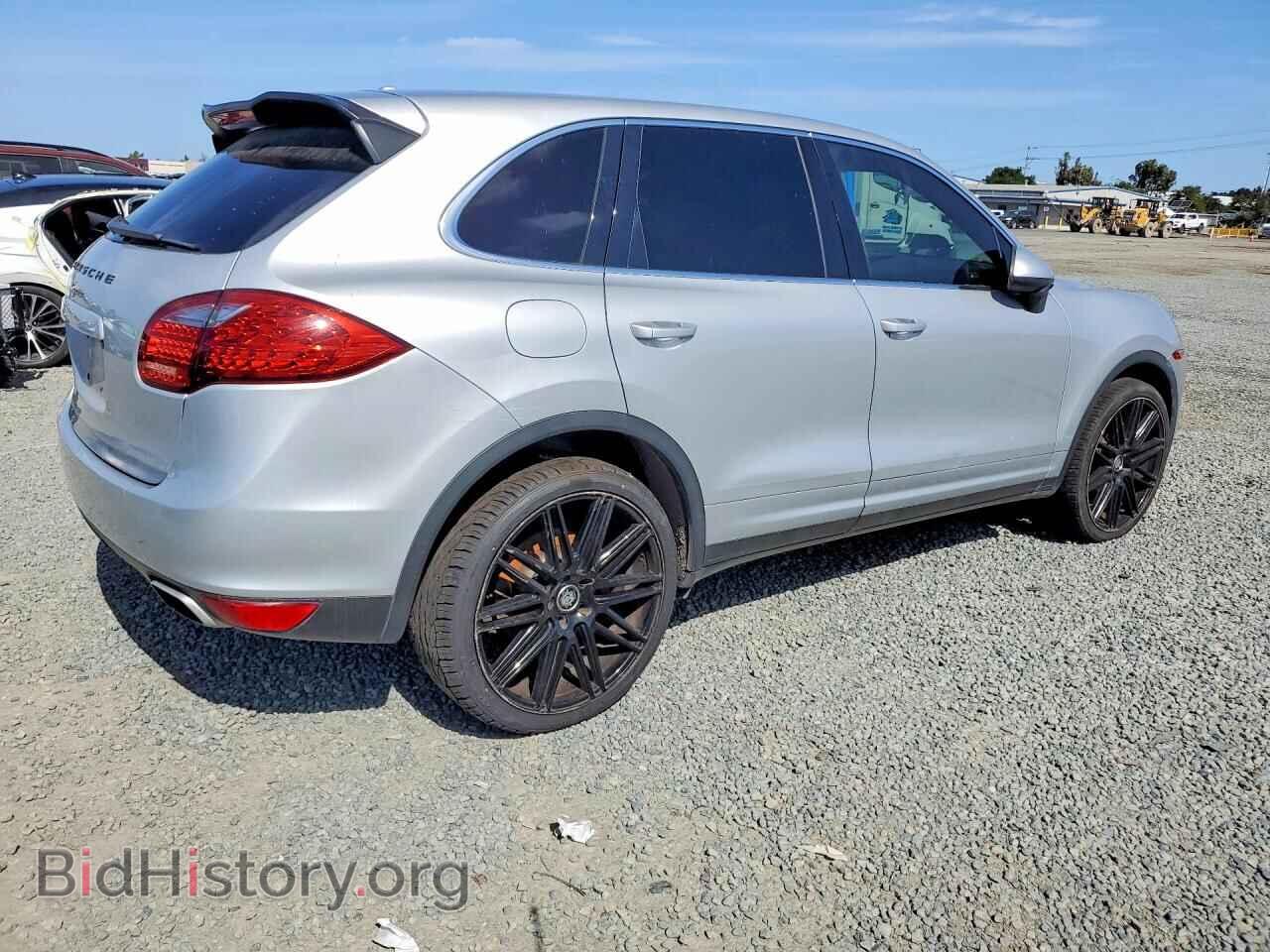 2011 PORSCHE CAYENNE - VIN: WP1AA2A28BLA08456 - Фото 3