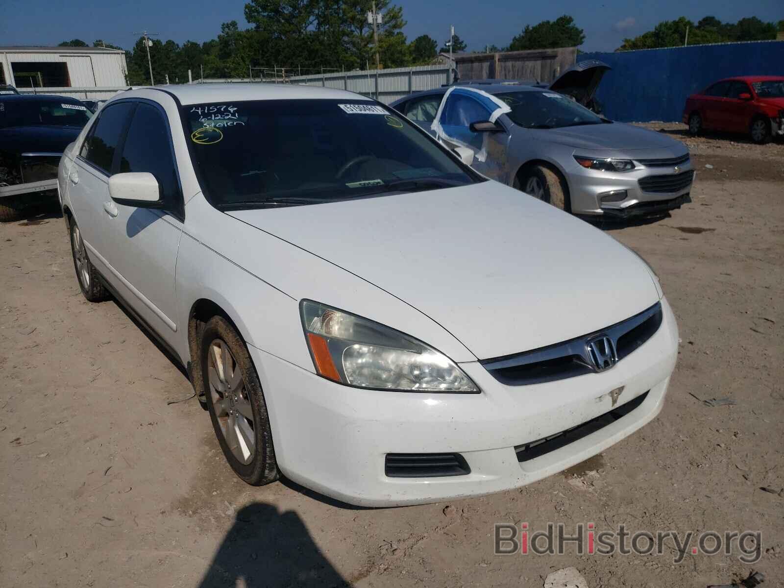 Photo 1HGCM66457A015890 - HONDA ACCORD 2007