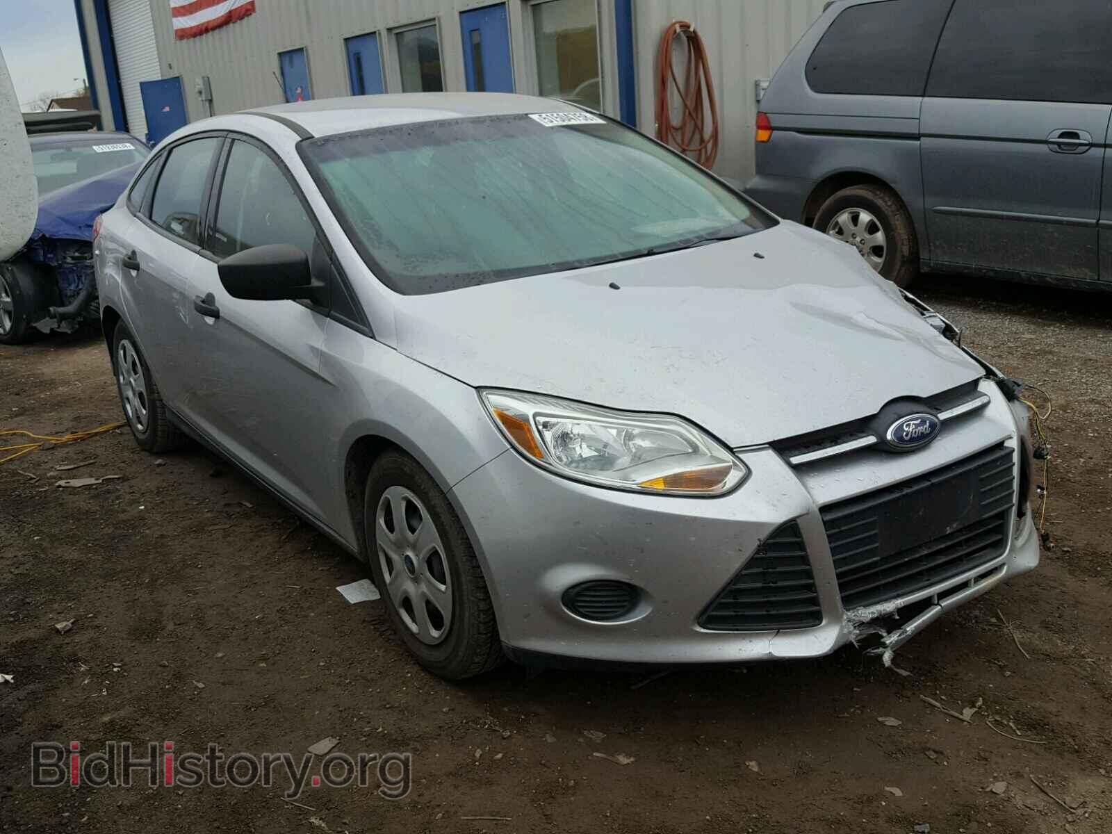 Photo 1FAHP3E26CL117763 - FORD FOCUS 2012