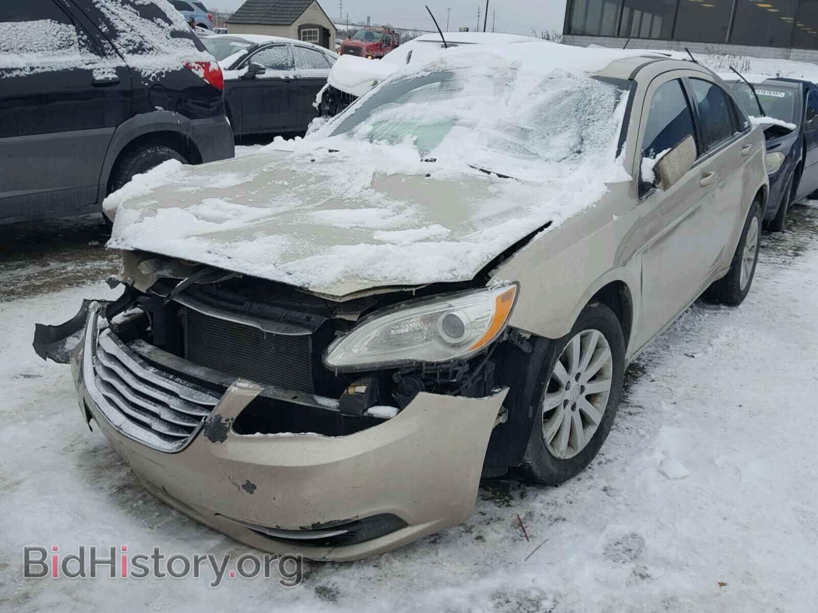 2013 CHRYSLER 200 - VIN: 1C3CCBBB7DN578740 - Фото 2