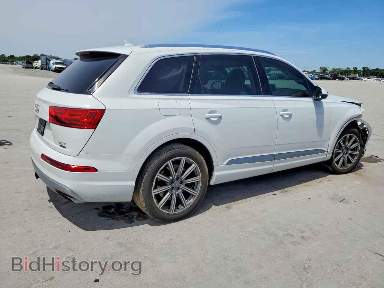 2017 AUDI Q7 - VIN: WA1VAAF74HD043834 - Фото 3