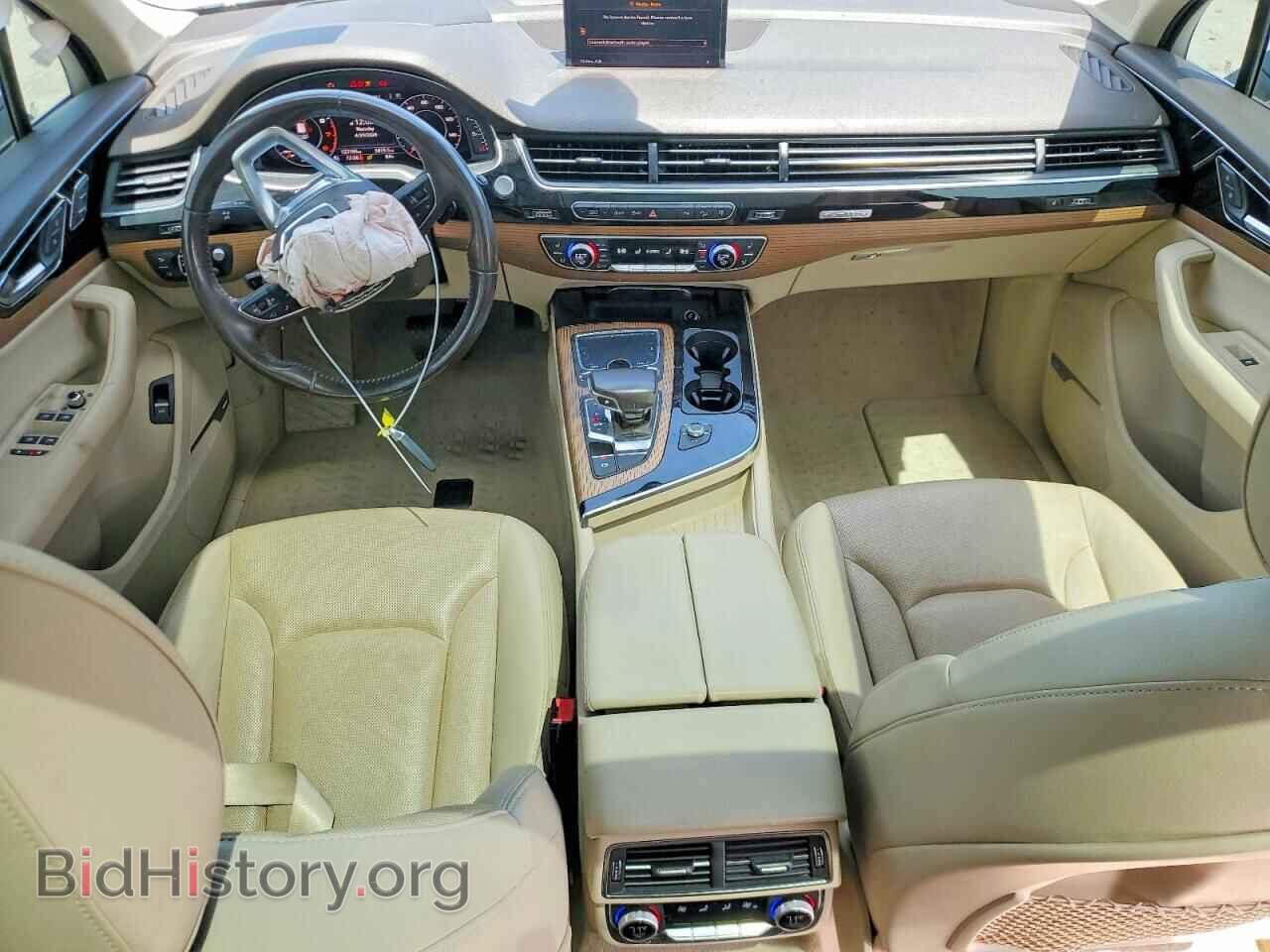 2017 AUDI Q7 - VIN: WA1VAAF74HD043834 - Фото 8