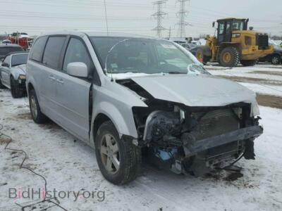 2011 Dodge CARAVAN Grand Cara, серебристый — VIN 2D4RN3DG2BR680108, Copart