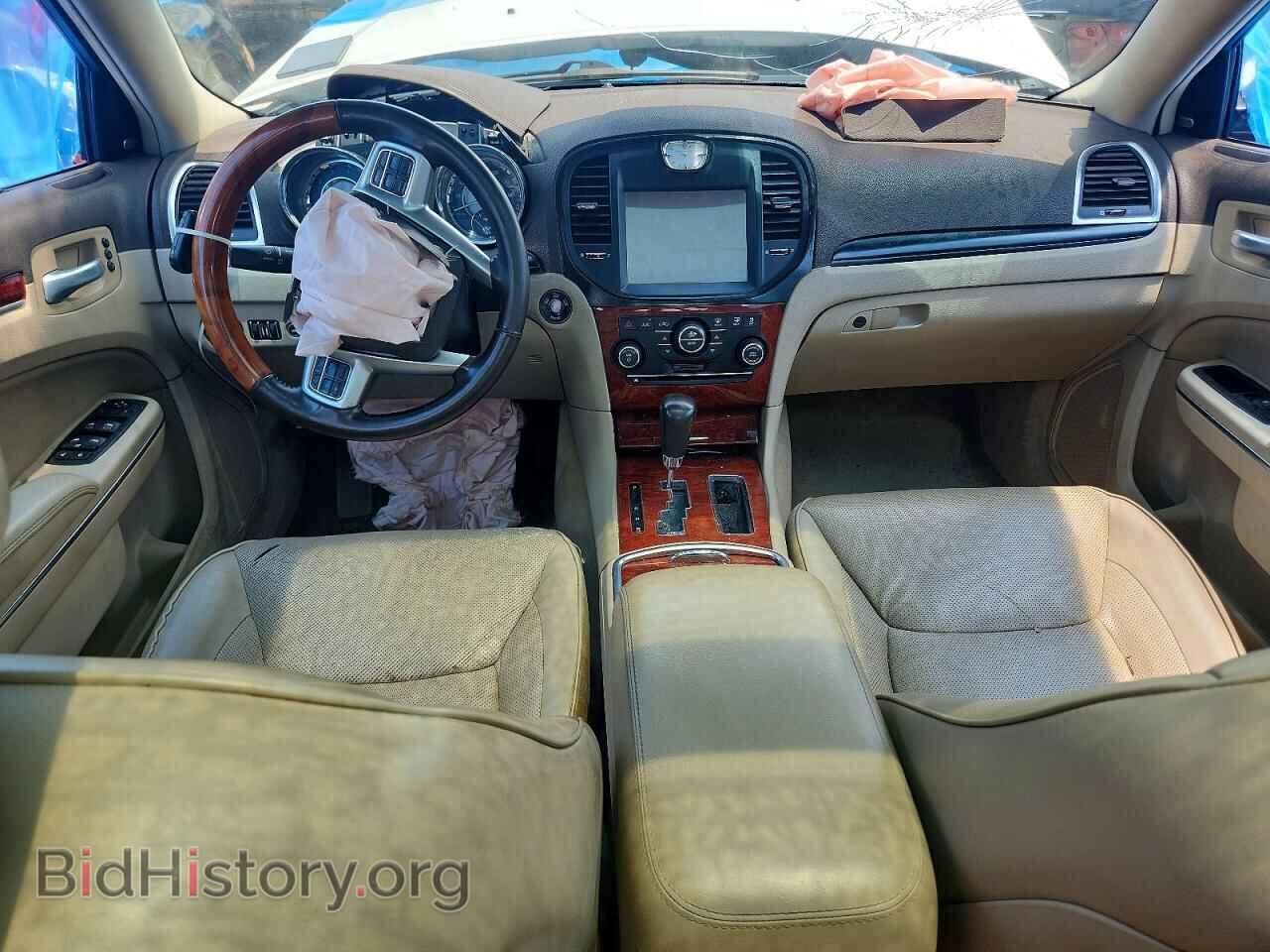 2011 CHRYSLER 300 - VIN: 2C3CA6CT1BH528376 - Photo 8