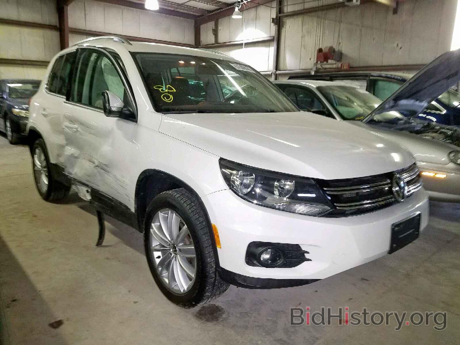 Photo WVGAV7AX2CW542384 - VOLKSWAGEN TIGUAN S 2012