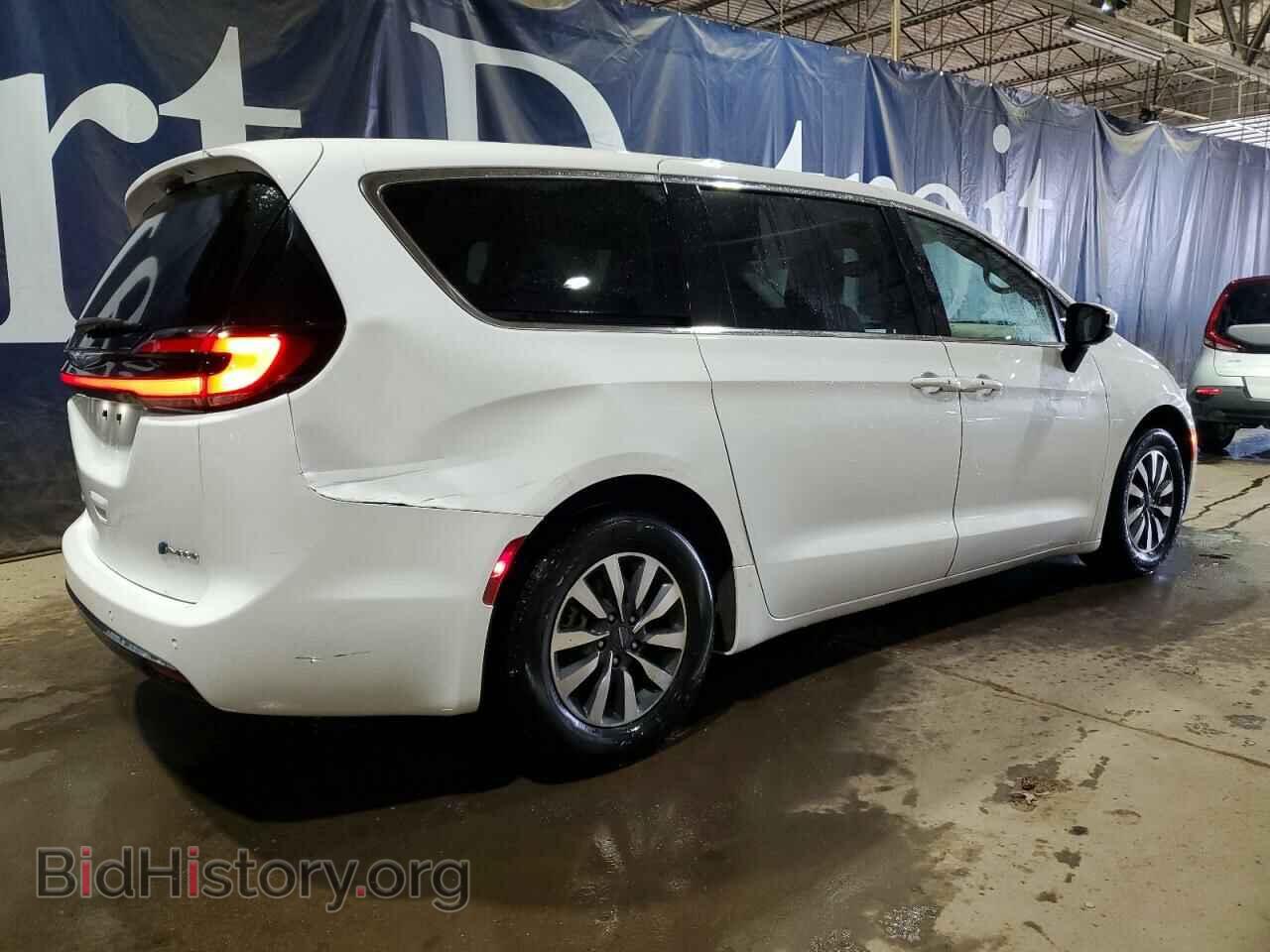 2023 CHRYSLER PACIFICA - VIN: 2C4RC1L72PR562270 - Фото 3