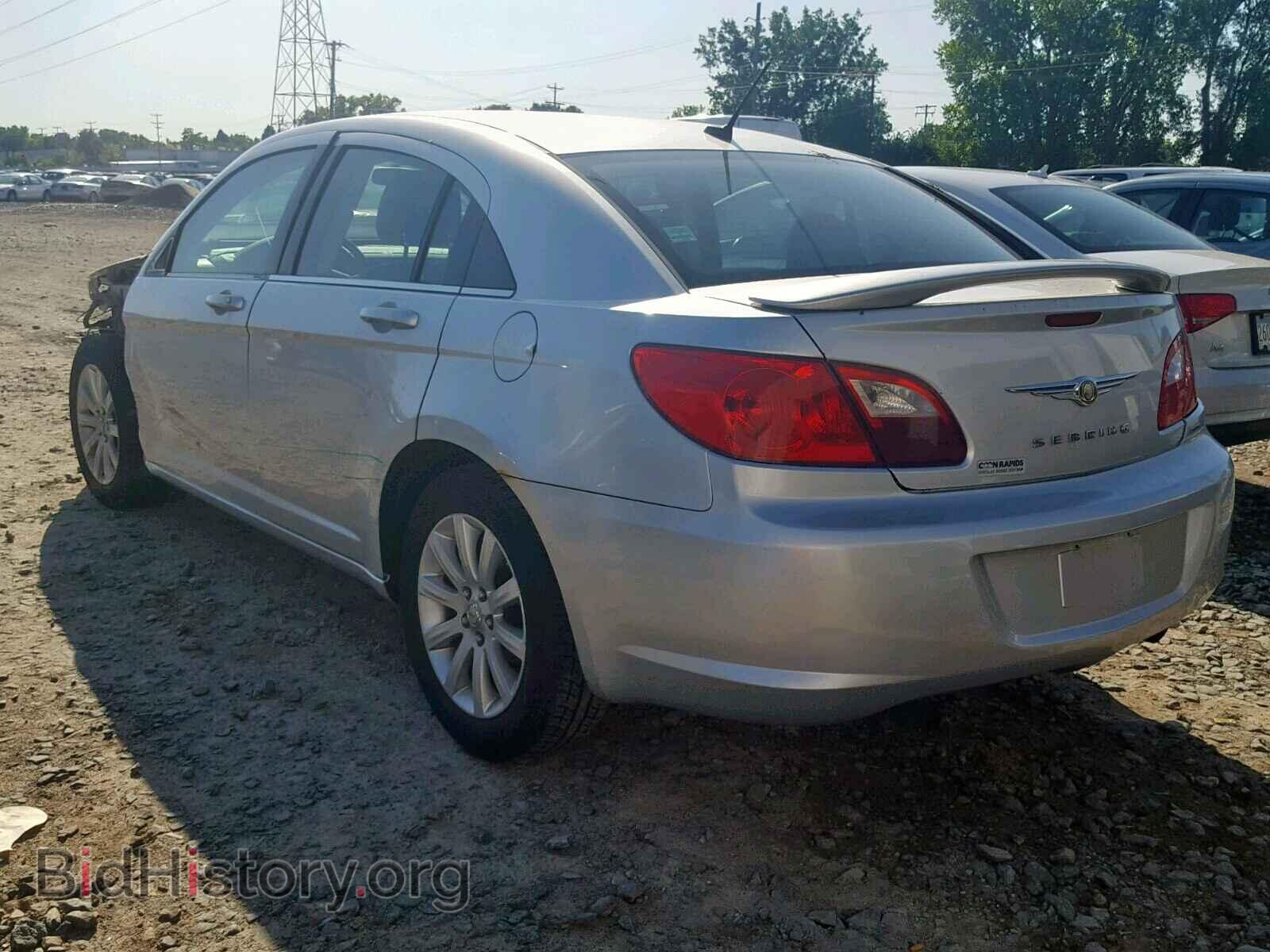 2010 CHRYSLER SEBRING - VIN: 1C3CC5FB3AN219814 - Фото 3