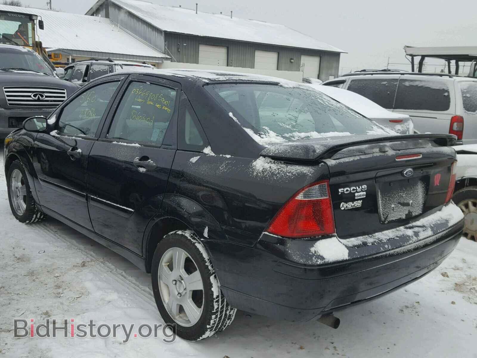 2007 FORD FOCUS - VIN: 1FAHP34N87W359907 - Фото 3