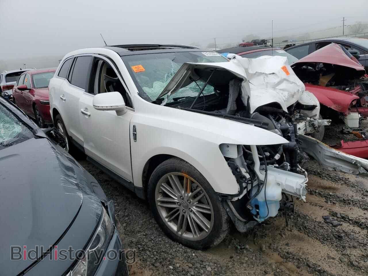 2014 LINCOLN MKT - VIN: 2LMHJ5AT2EBL58888 - Фото 4