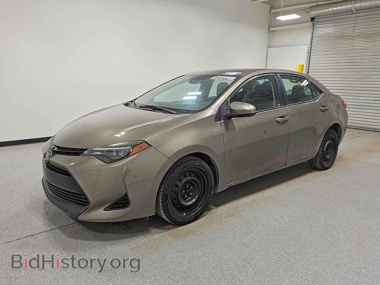 Photo 5YFBURHE4HP675028 - TOYOTA COROLLA 2017