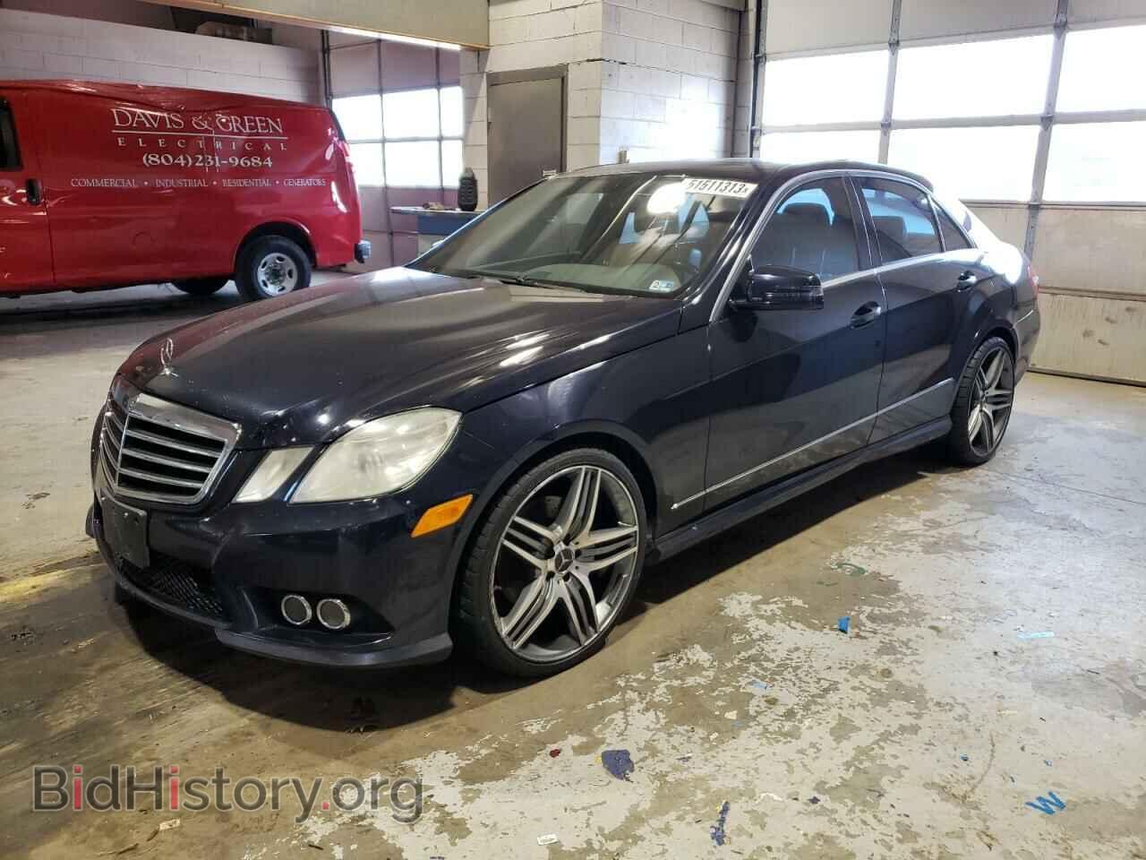 Photo WDDHF5GB5AA099583 - MERCEDES-BENZ E-CLASS 2010