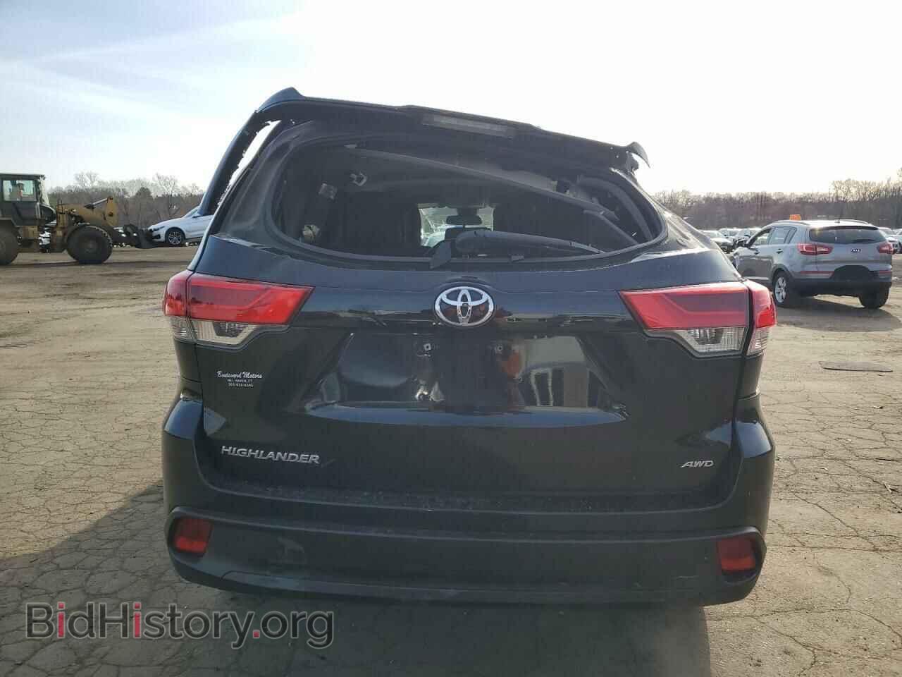 2017 TOYOTA HIGHLANDER - VIN: 5TDBZRFH5HS445567 - Фото 6