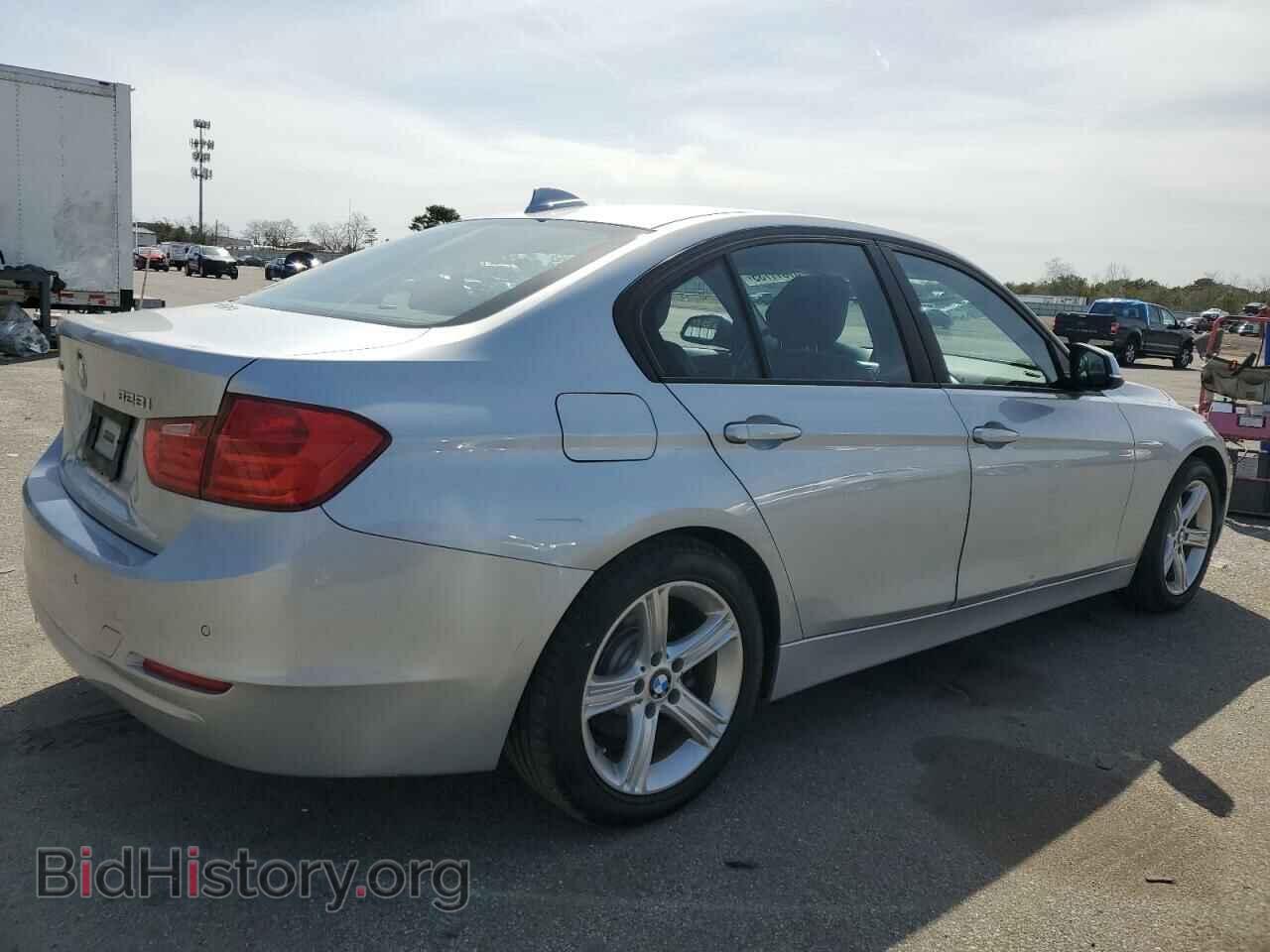 2013 BMW 3 SERIES - VIN: WBA3B5G54DNS03260 - Фото 3