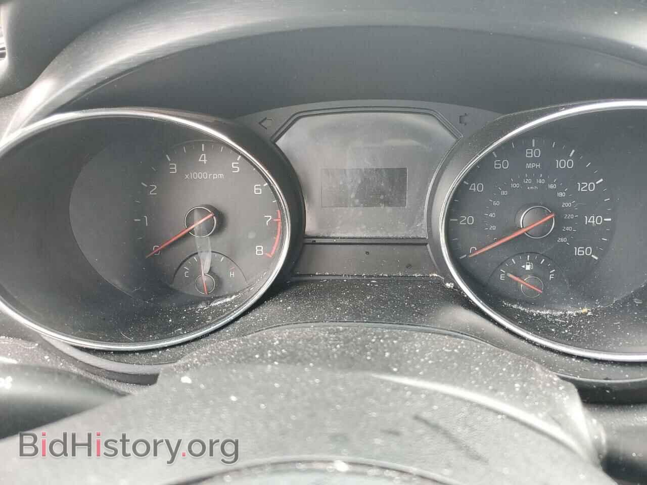 2016 KIA All Models - VIN: KNDMB5C19G6120058 - Фото 9