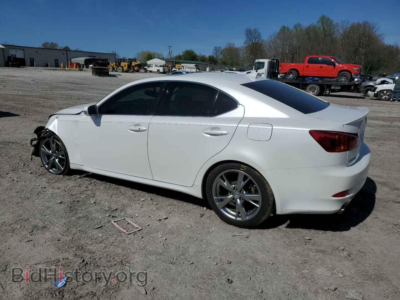 2010 LEXUS IS - VIN: JTHBF5C24A2096401 - Photo 2