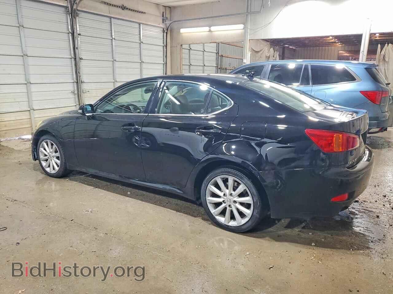 2009 LEXUS IS - VIN: JTHCK262592029246 - Photo 2