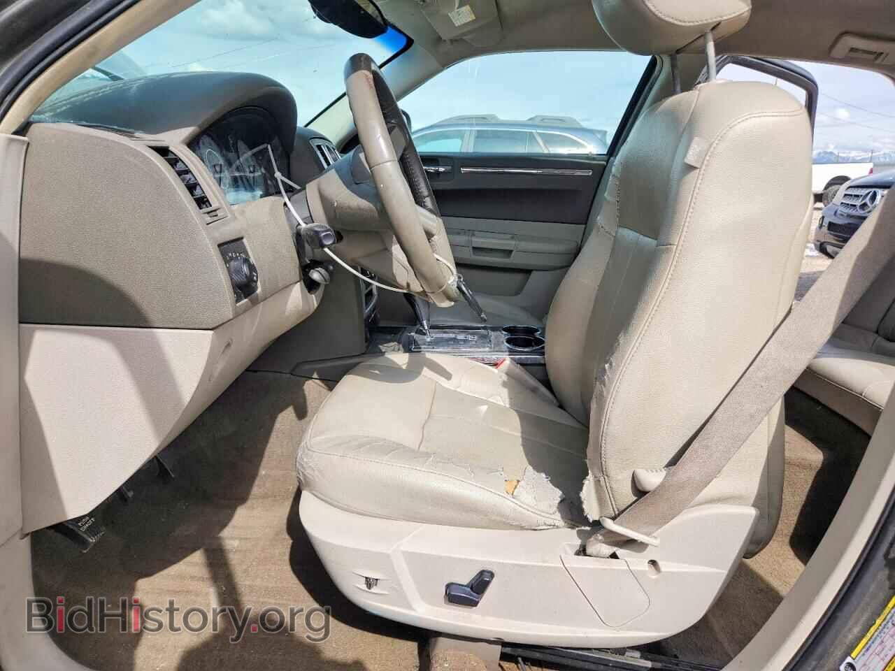 2009 CHRYSLER 300 - VIN: 2C3LK53VX9H555448 - Фото 7