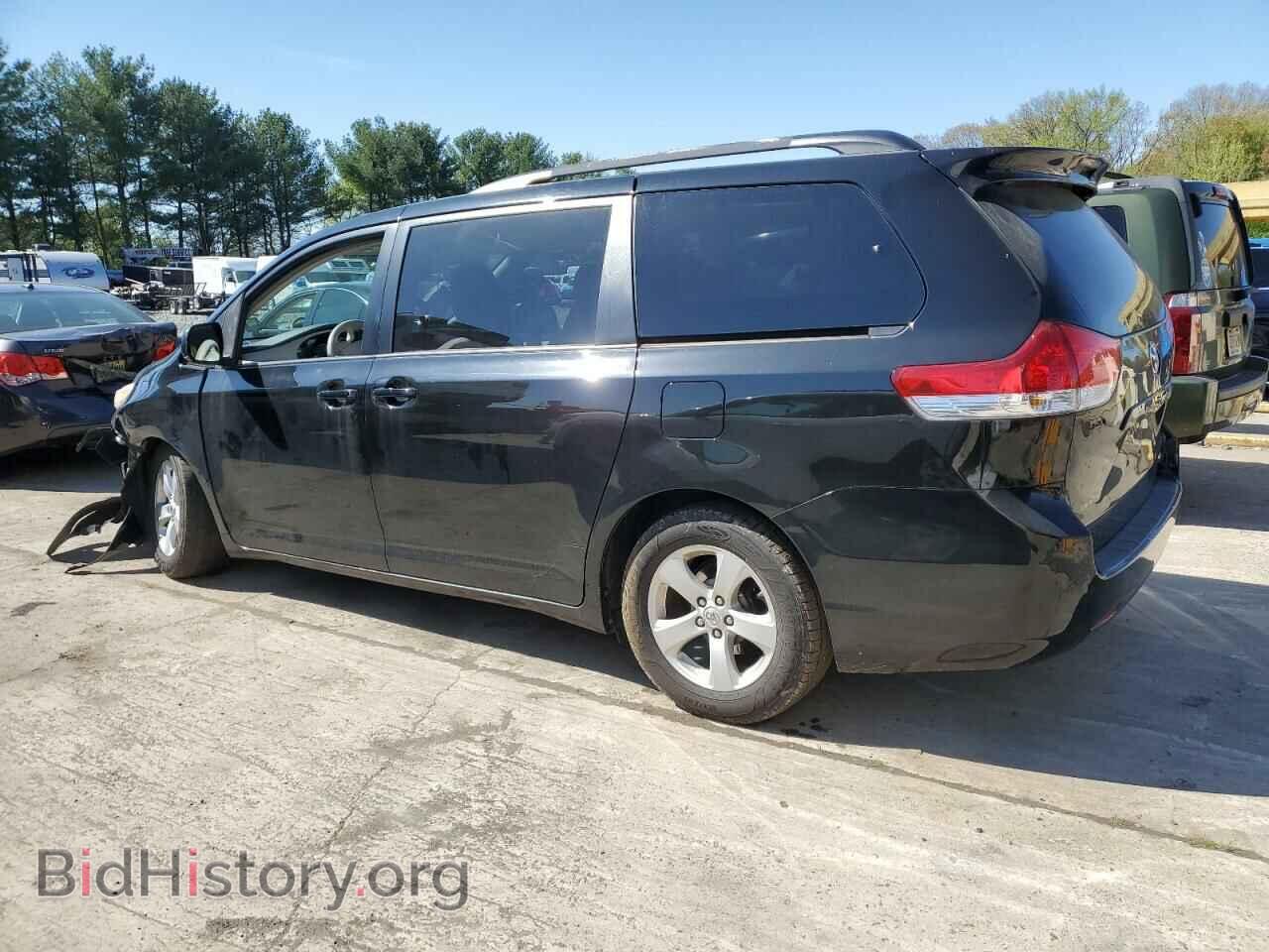 2011 TOYOTA All Models - VIN: 5TDKK3DC4BS076166 - Фото 2