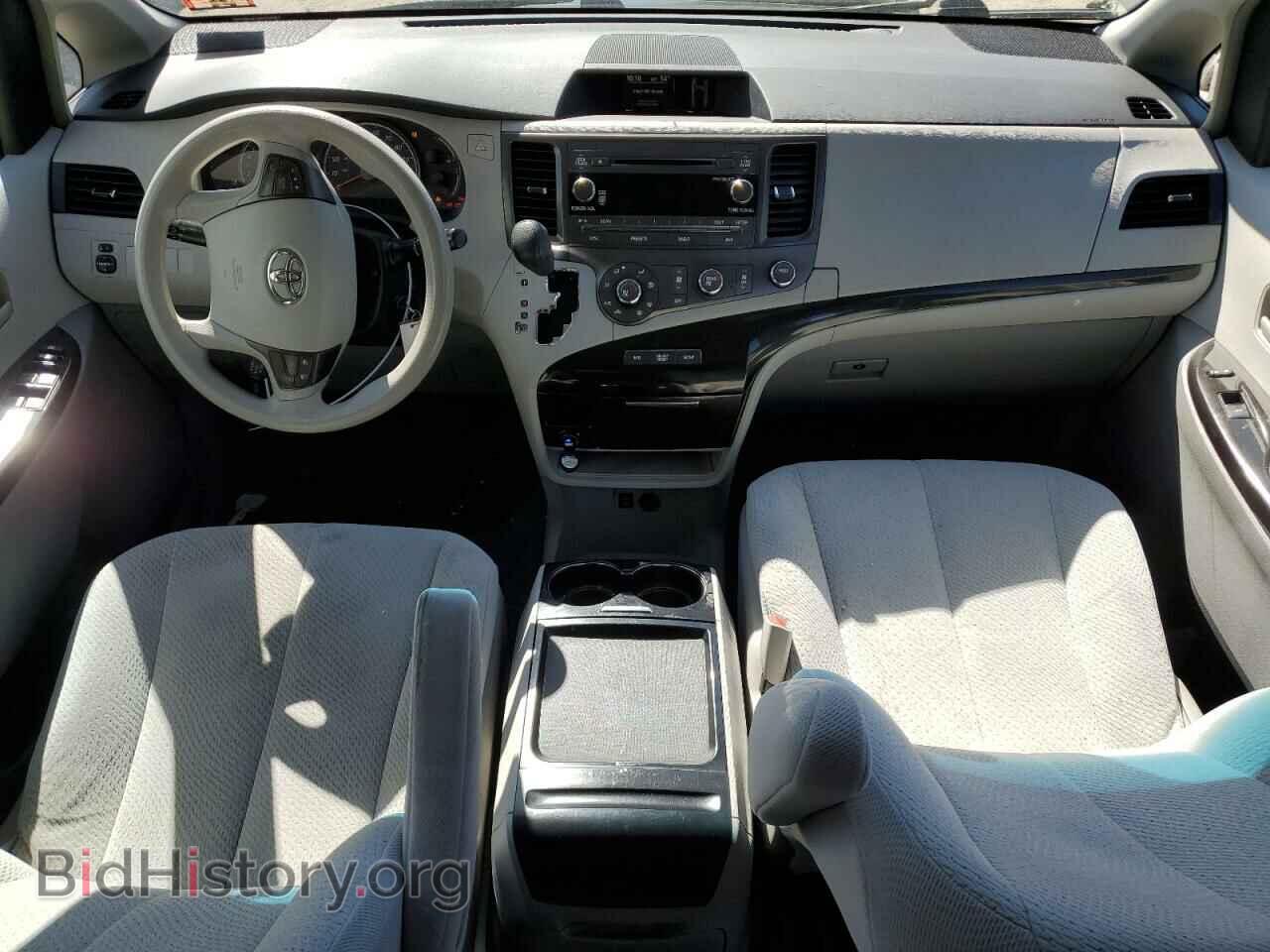 2011 TOYOTA All Models - VIN: 5TDKK3DC4BS076166 - Фото 8