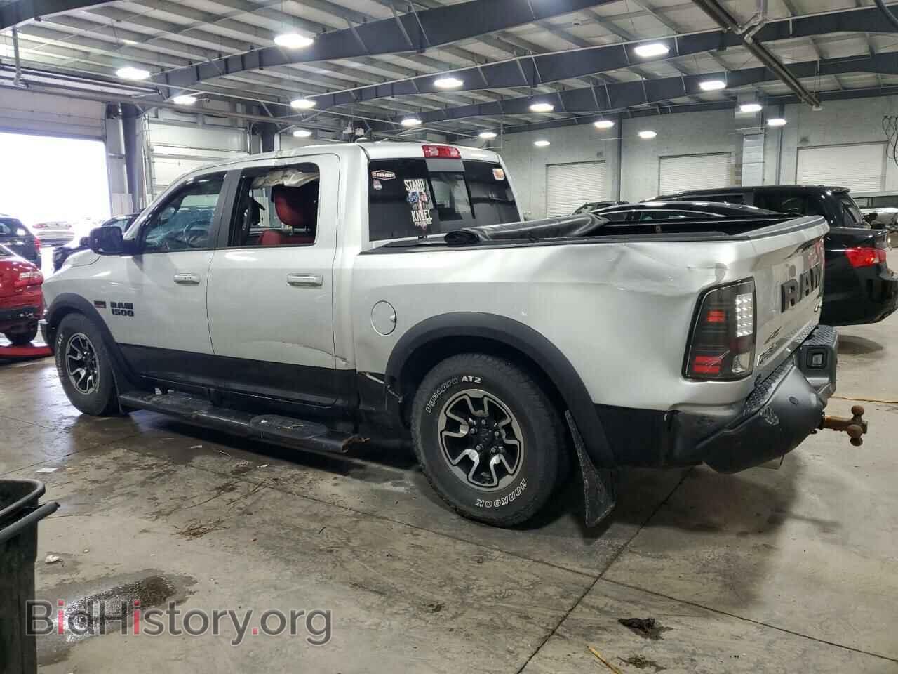 2017 RAM 1500 - VIN: 1C6RR7YT4HS522710 - Фото 2