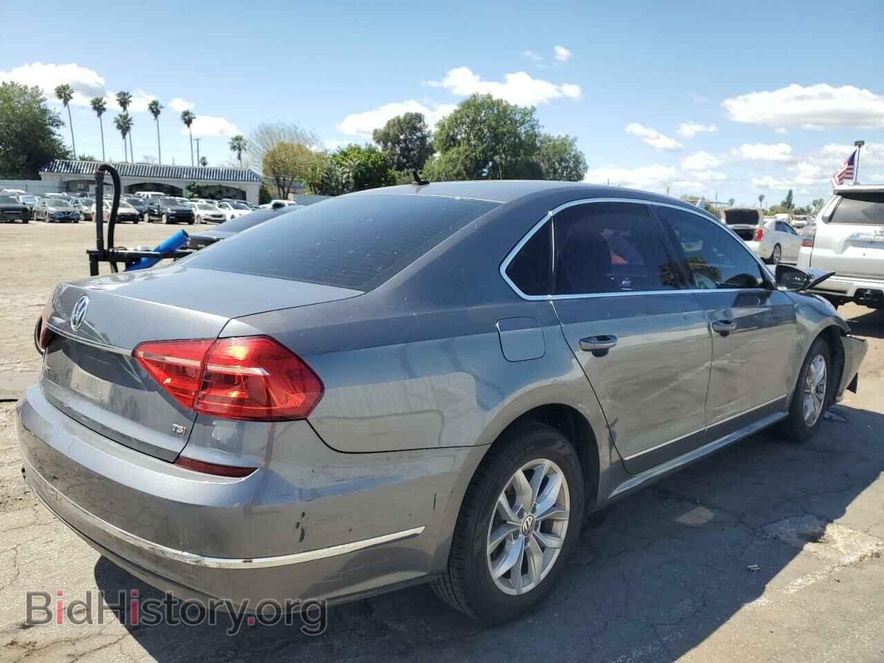 2016 VOLKSWAGEN PASSAT - VIN: 1VWAT7A3XGC036216 - Фото 3