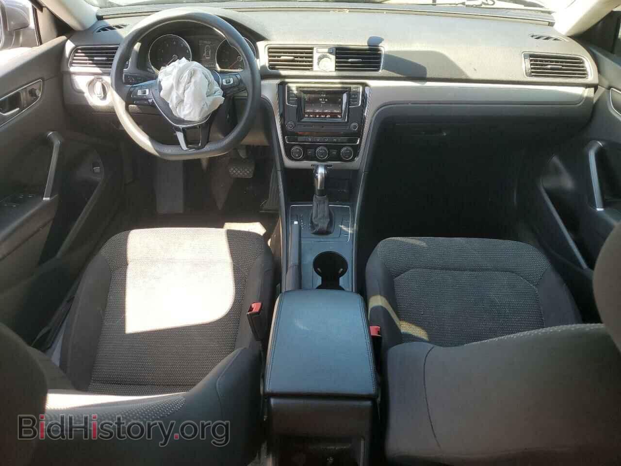 2016 VOLKSWAGEN PASSAT - VIN: 1VWAT7A3XGC036216 - Фото 8