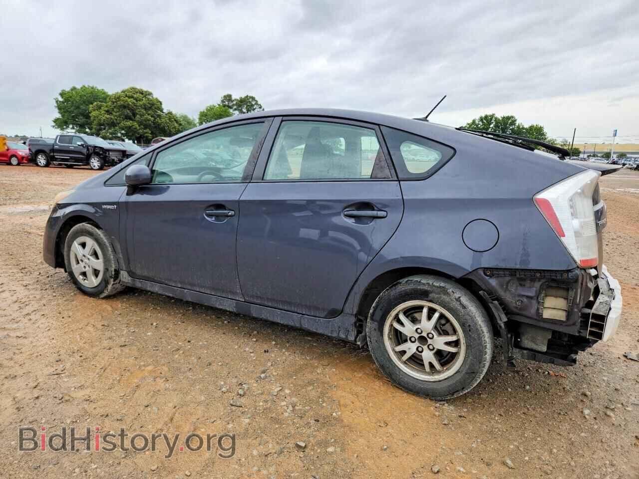 2011 TOYOTA PRIUS - VIN: JTDKN3DU8B0260898 - Фото 2